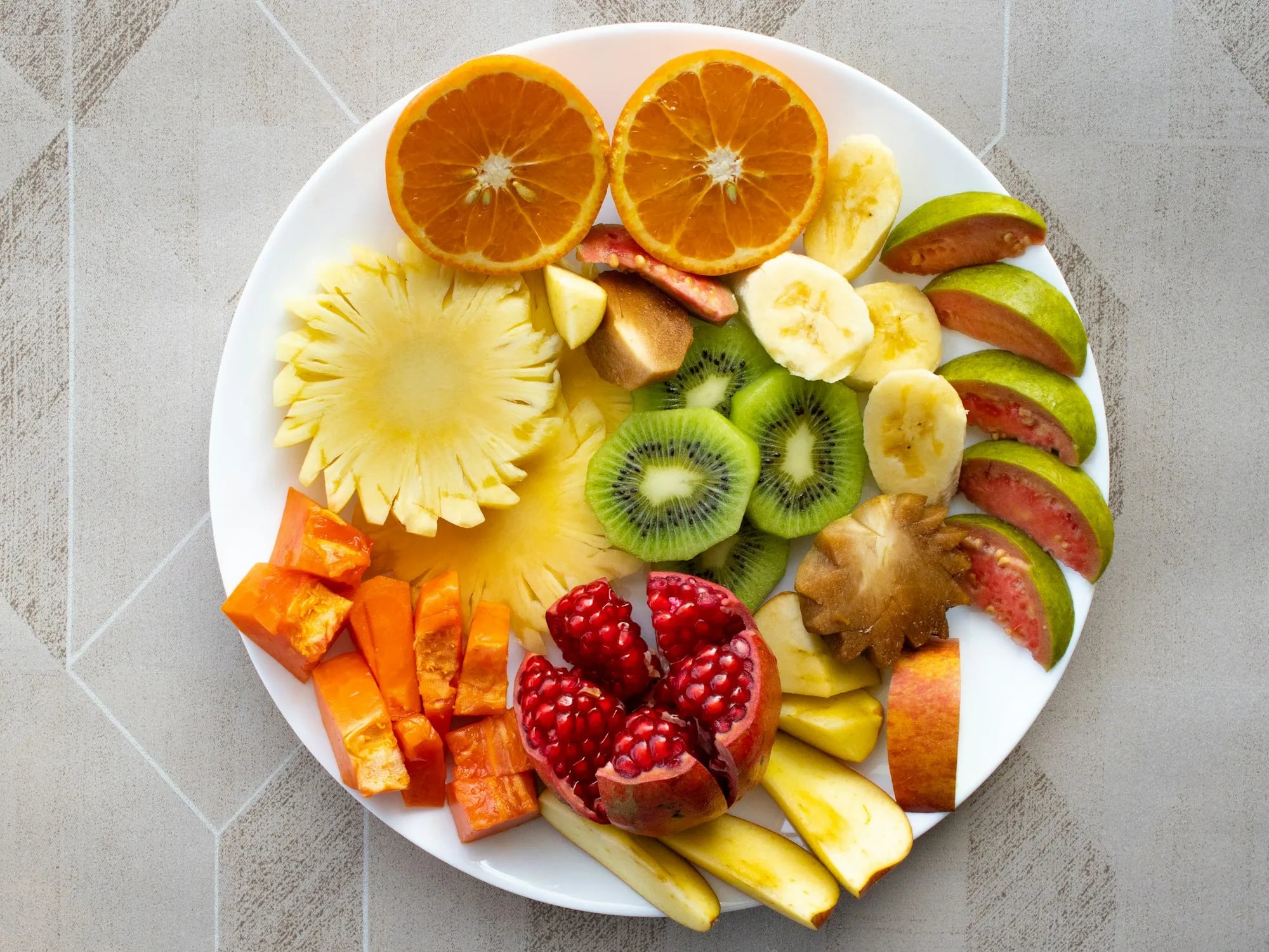 Plato de ensalada de frutas